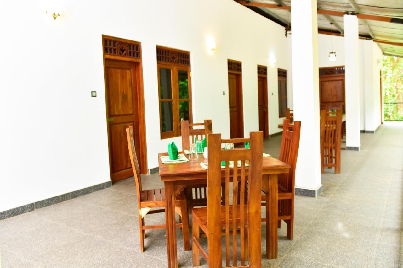 Ariya Rest & Ayurveda Spa Polonnaruwa Exterior foto